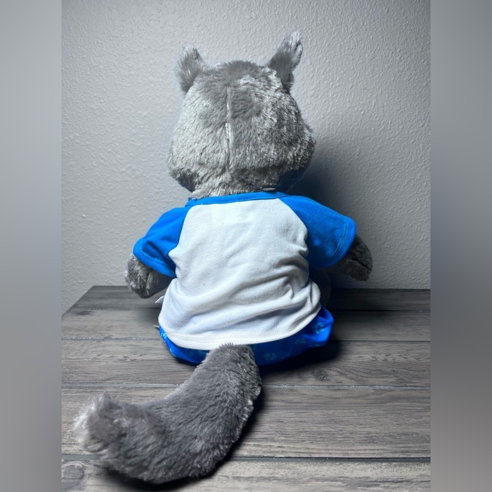 Build-A-Bear Wiley the Wolf 16" Gray Plush Great Wolf Lodge BAB w/Shirt & Shorts - Picture 6 of 12